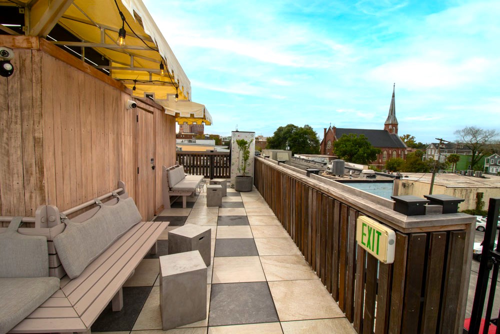 https://jmusselmanconstruction.com/wp-content/uploads/2024/10/Stars-Rooftop-5.jpg