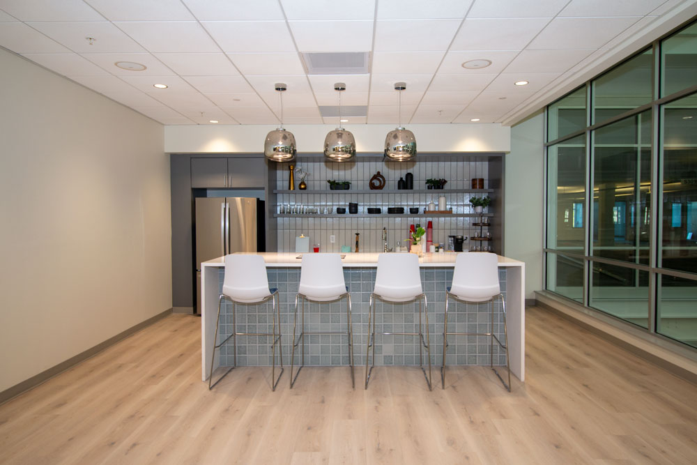 https://jmusselmanconstruction.com/wp-content/uploads/2025/05/New-York-Life-10.jpg