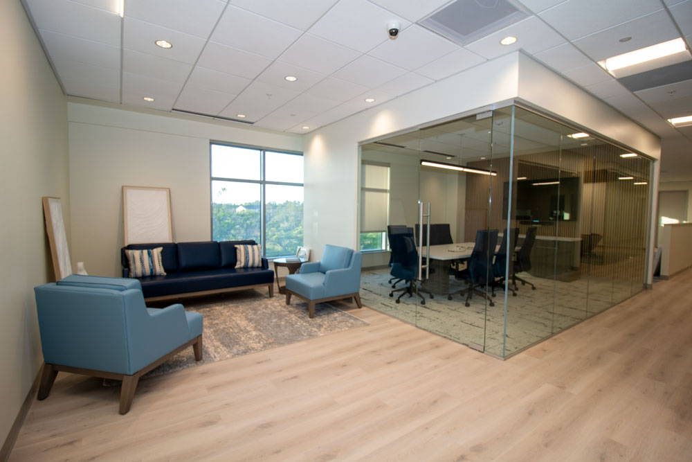 https://jmusselmanconstruction.com/wp-content/uploads/2025/05/New-York-Life-3.jpg
