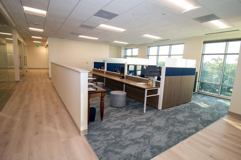 https://jmusselmanconstruction.com/wp-content/uploads/2025/05/New-York-Life-4.jpg