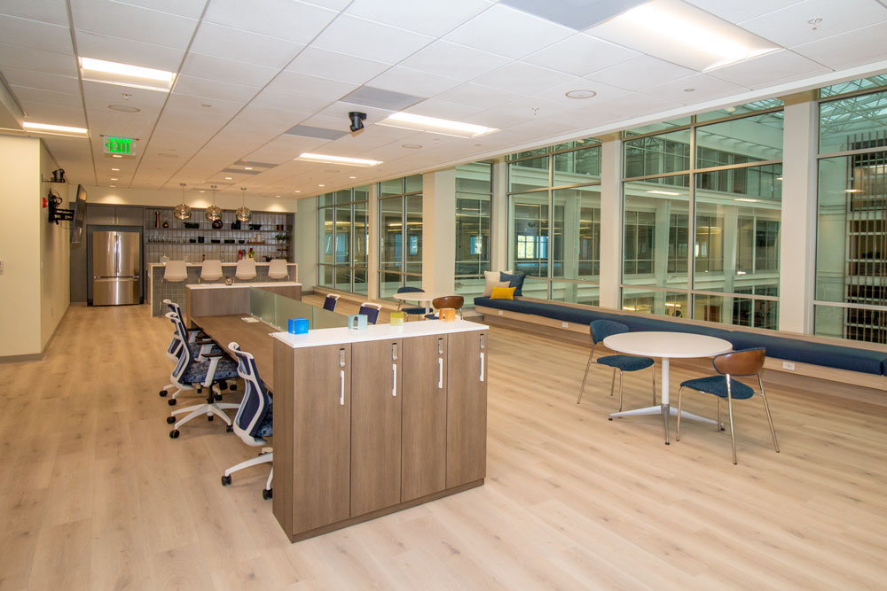 https://jmusselmanconstruction.com/wp-content/uploads/2025/05/New-York-Life-9.jpg