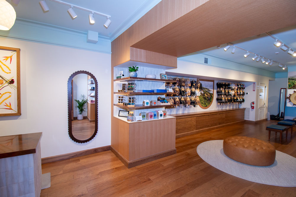 https://jmusselmanconstruction.com/wp-content/uploads/2025/06/OluKai-6.jpg