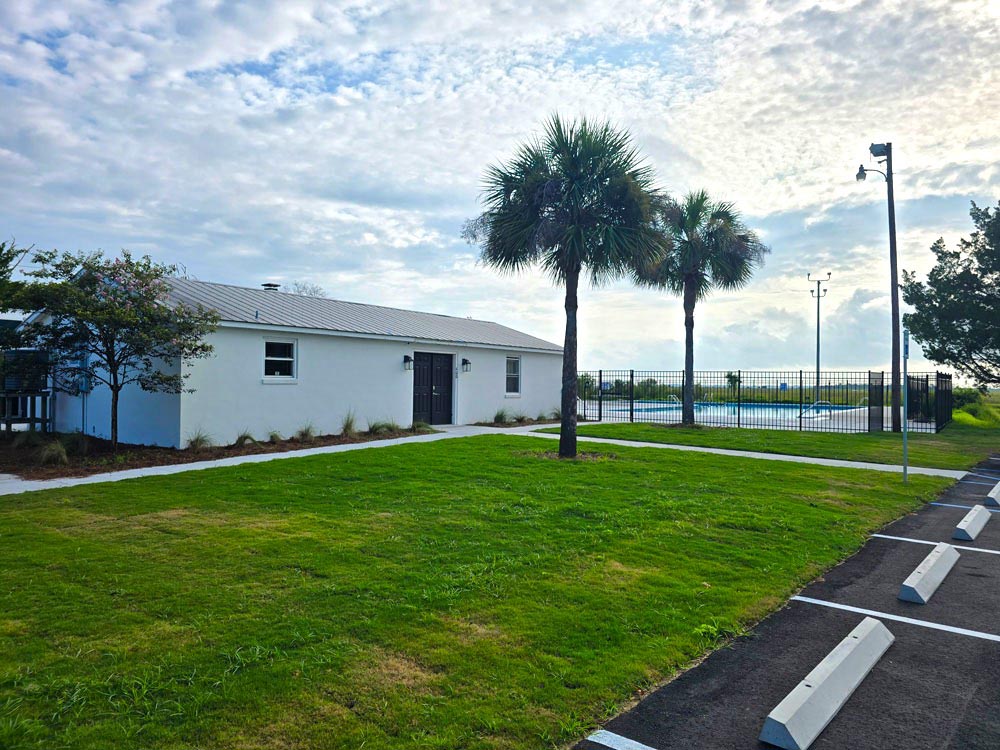 https://jmusselmanconstruction.com/wp-content/uploads/2025/07/Fort-Johnson-Estates-Pool-5.jpg